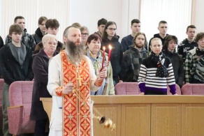 Праздничный молебен в рамках православного праздника  Светлого Христова Воскресения