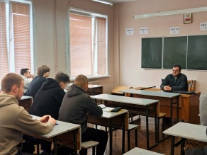 Встреча студентов факультета с представителем заказчика кадров