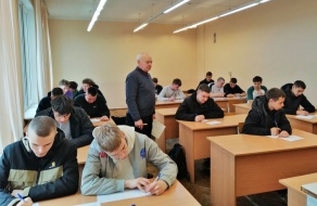 Студенческие олимпиады по физике