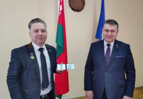 За многолетний труд и профессионализм. Достойная награда