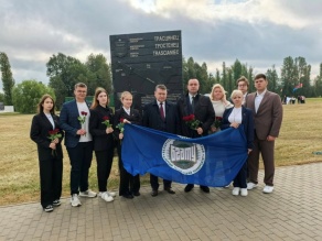 День народного единства. Открытие памятного знака  в  Мемориальном комплексе Тростенец