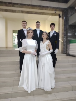 Студенты БГАТУ на Республиканском новогоднем балу молодежи