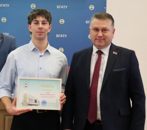 Студенчество -  это время ярких открытий, настоящей дружбы и старта в большое будущее