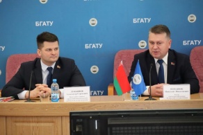 Встреча трудового коллектива  с  начальником главного управления идеологической работы и по делам молодежи Мингорисполкома Александром Сергеевичем Лукьяновым