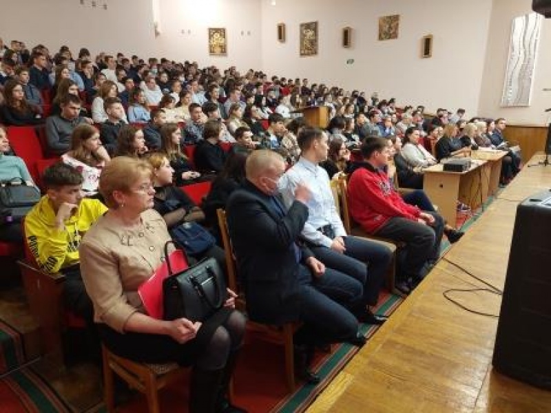 Преподаватель БГАТУ на встрече "Выбираем профессию" в г. Кировск